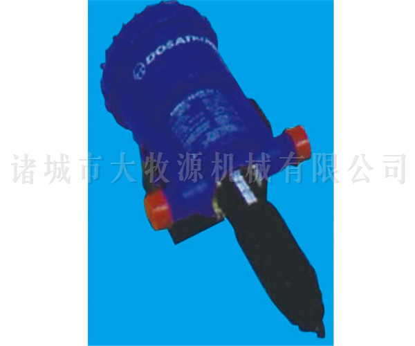 加药器